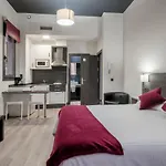 Ξενοδοχείο με διαμερίσματα Capua