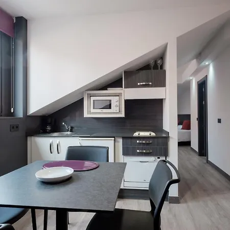 Hotel apartamentowy Capua 4*