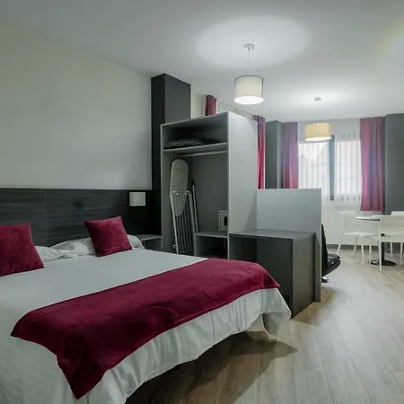 Hotel apartamentowy Capua Gijón